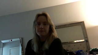 Sisko Kysyy Askel Veli Naida Häntä, Koska Hänen Ystävänsä Vittuile Hänen Askel-Veli