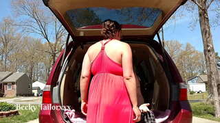 ���වදානම් සහගත මහජන මගුලක්ද driveway දී මහ දවාලේ