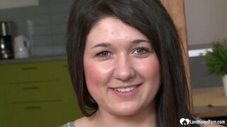 Â�マチュアから肌を吸彼のハード黒dick、彼女択ゃいます。